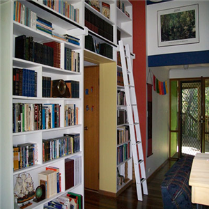 Hướng dẫn cách chọn thang nhôm phù hợp cho thư viện